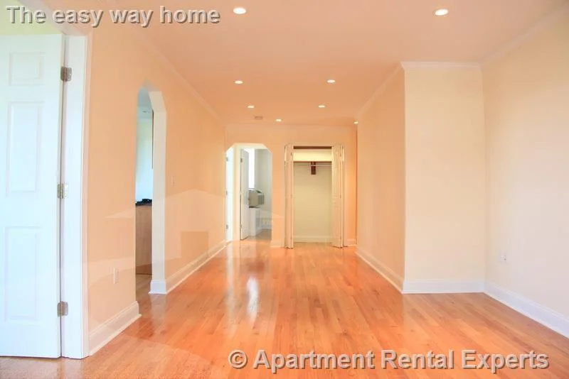 2 bed, 1 bath apartment for rent at 60 Brattle St Unit 702, Harvard Square — photo 11 of 23