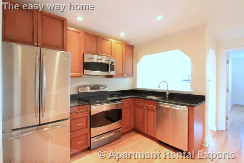 2 bed, 1 bath apartment for rent at 60 Brattle St Unit 704, Harvard Square — photo 16 of 17