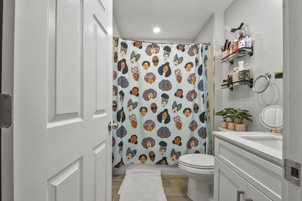 3 bed, 2 bath apartment for rent at 60 Brook Rd Unit 2, Milton Hill — photo 15 of 27