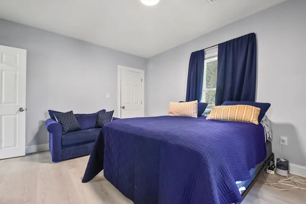 3 bed, 2 bath apartment for rent at 60 Brook Rd Unit 2, Milton Hill — photo 12 of 27