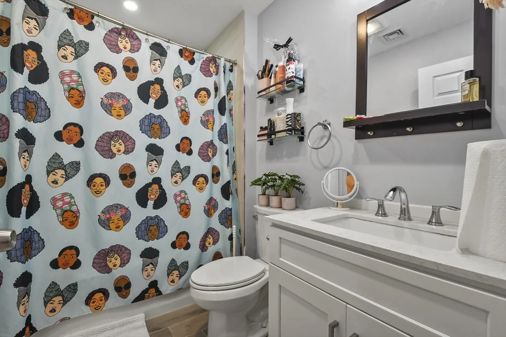 3 bed, 2 bath apartment for rent at 60 Brook Rd Unit 2, Milton Hill — photo 16 of 27