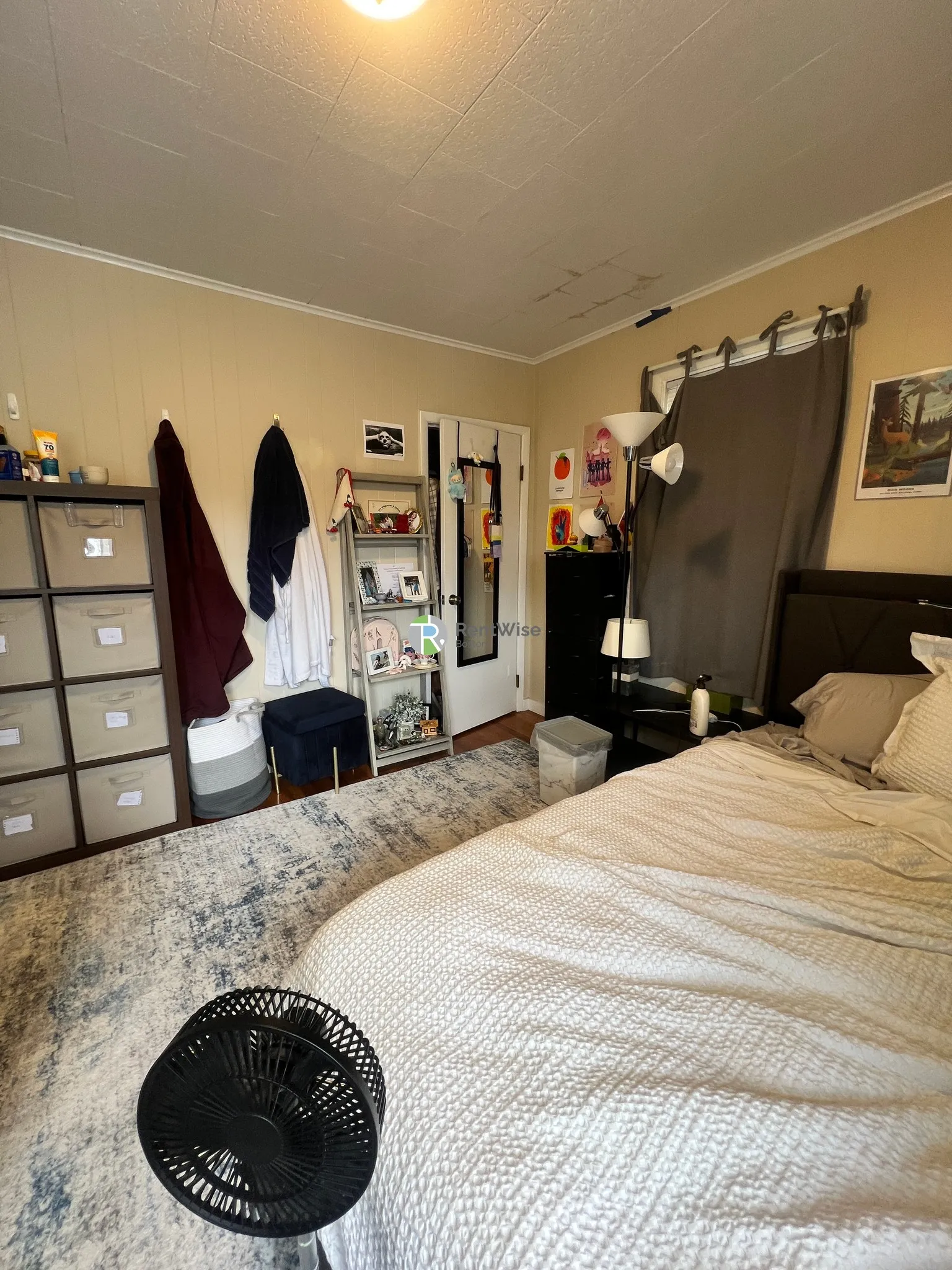 4 bed, 1 bath apartment for rent at 60 Buzzell Ln Unit 1, South Medford — photo 20 of 28