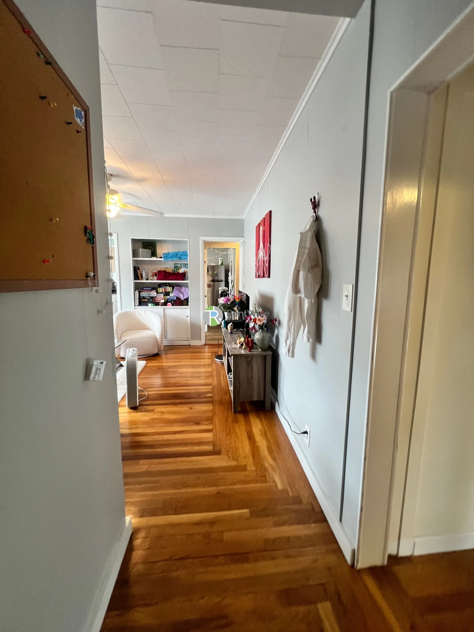 4 bed, 1 bath apartment for rent at 60 Buzzell Ln Unit 1, South Medford — photo 15 of 28