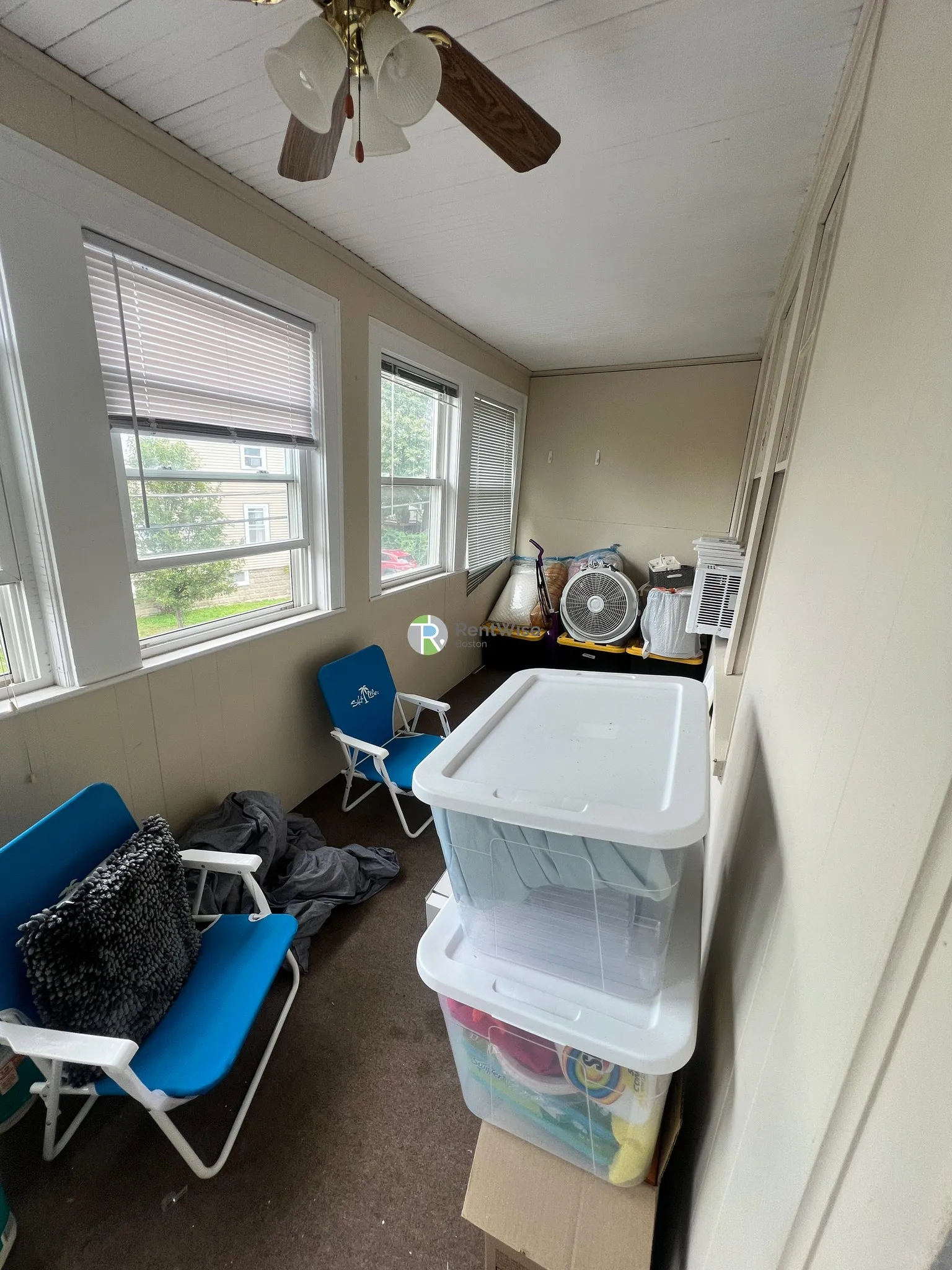 4 bed, 1 bath apartment for rent at 60 Buzzell Ln Unit 1, South Medford — photo 9 of 28