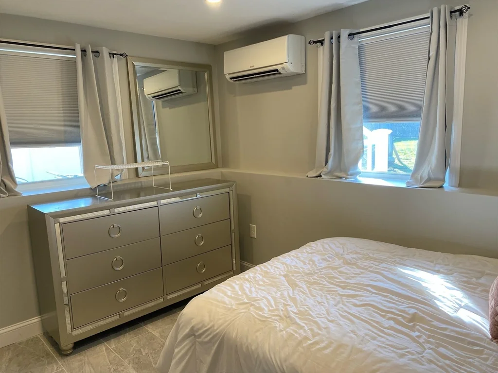 1 bed, 1 bath apartment for rent at 60 Cecilian Ave Unit B, Revere — photo 4 of 7