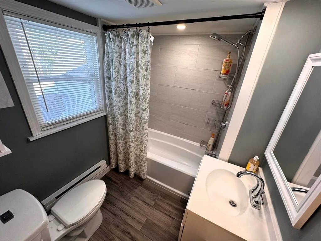 2 bed, 1 bath apartment for rent at 60 Cedar St Unit B, Waltham — photo 9 of 19