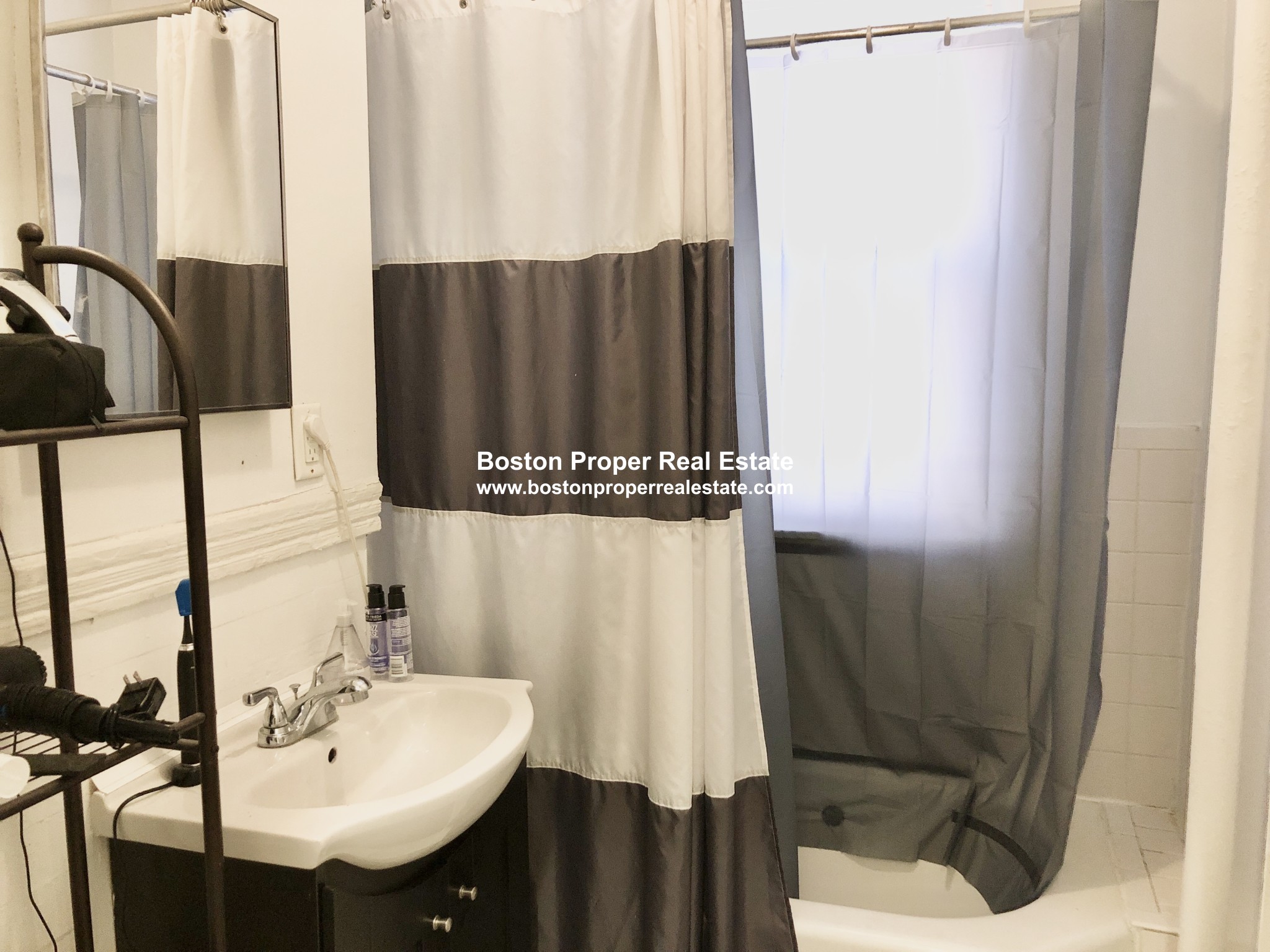 2 bed, 1 bath apartment for rent at 60 Charlesgate East Unit 108, Fenway — photo 3 of 12