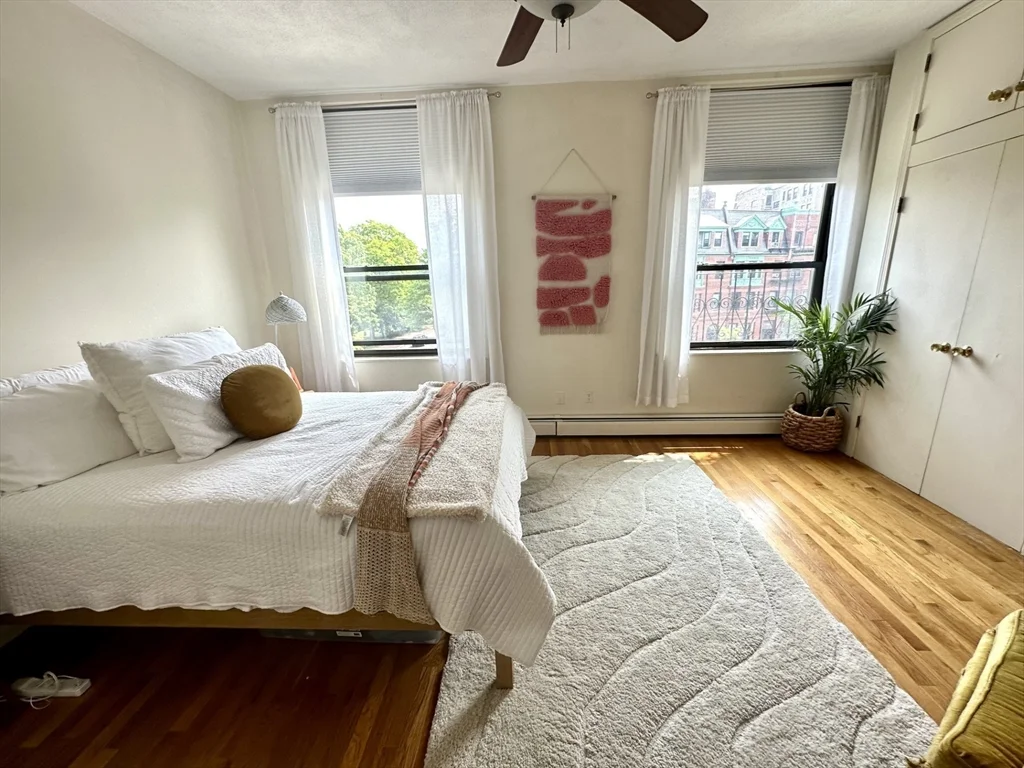 1 bed, 1 bath apartment for rent at 60 Charlesgate W Unit 3B, Back Bay — photo 4 of 7