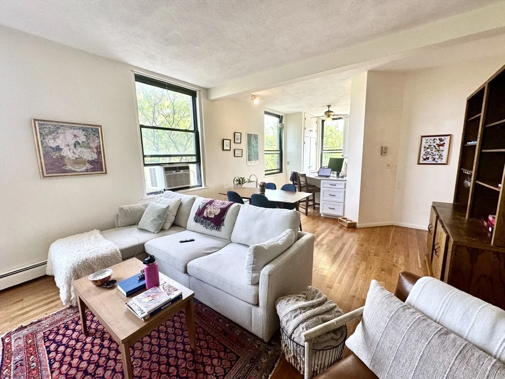1 bed, 1 bath apartment for rent at 60 Charlesgate W Unit 3B, Back Bay — photo 3 of 7