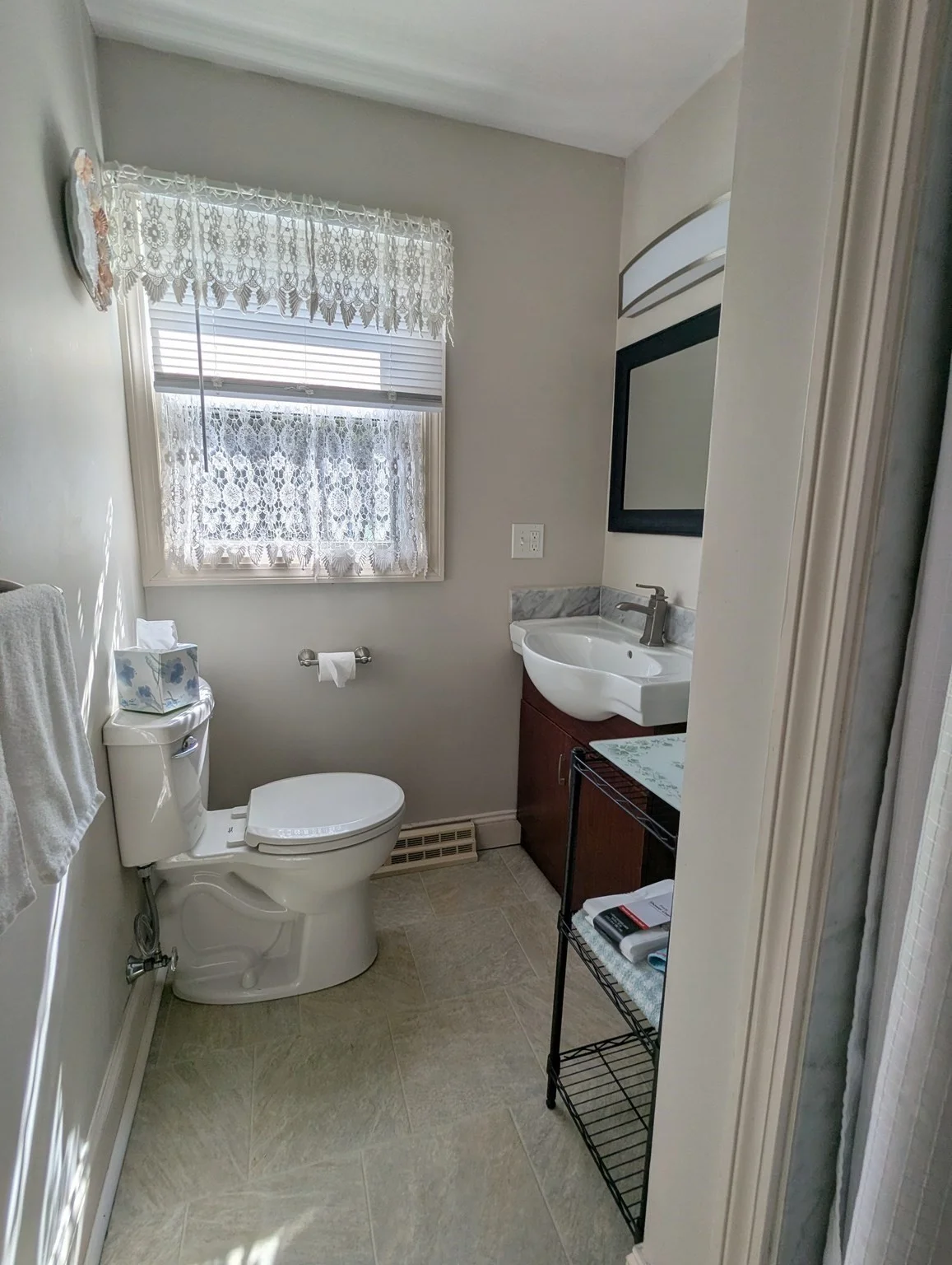 3 bed, 1 bath apartment for rent at 60 Clark Rd Unit -, Great Neck — photo 27 of 31