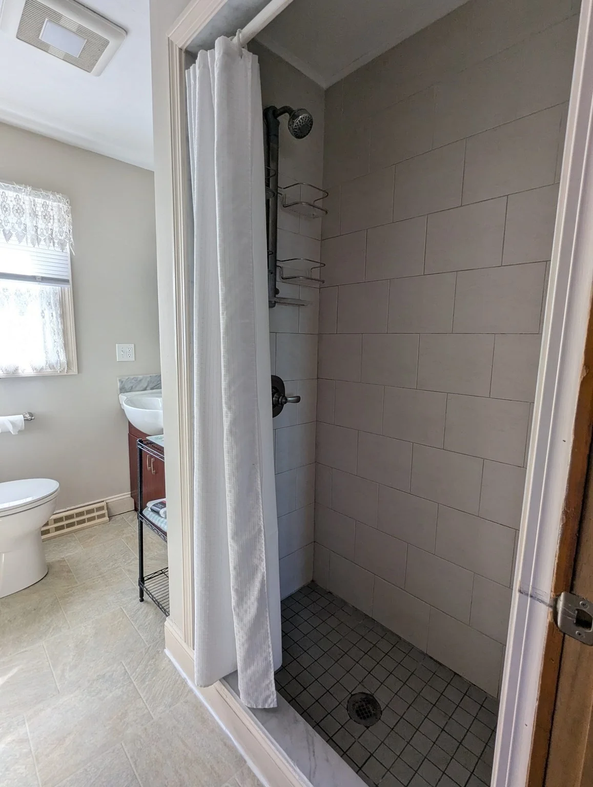 3 bed, 1 bath apartment for rent at 60 Clark Rd Unit -, Great Neck — photo 28 of 31