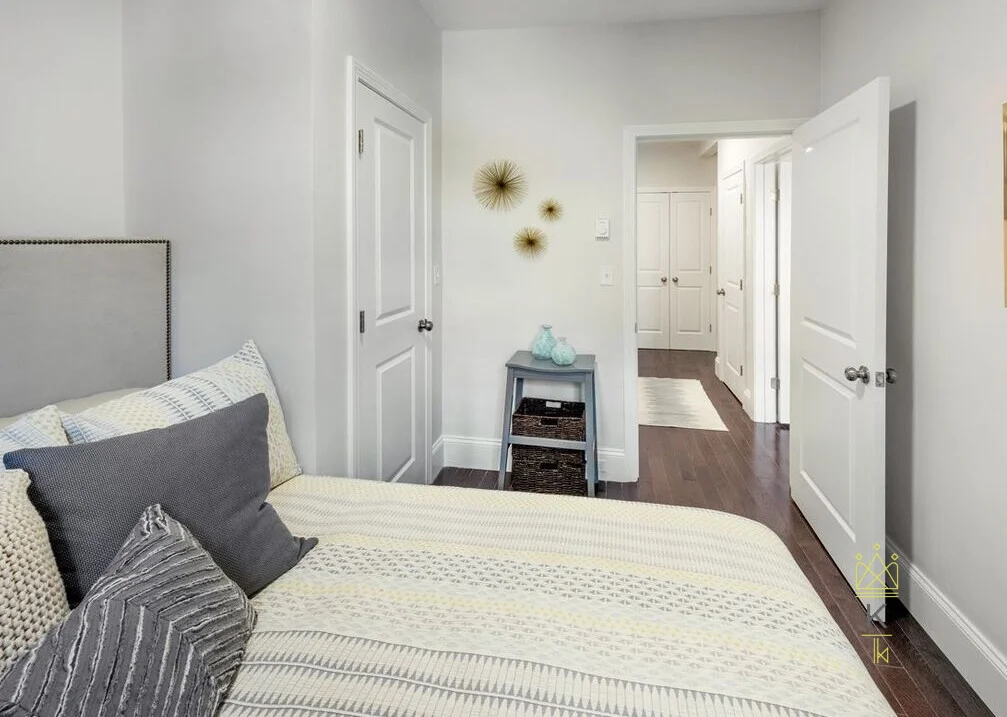 3 bed, 1 bath apartment for rent at 60 Clearway St Unit 7, Fenway — photo 3 of 5