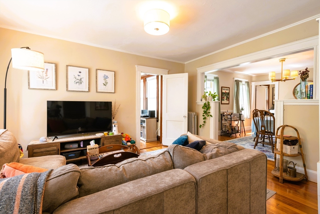 3 bed, 1 bath apartment for rent at 60 Clewley Rd Unit 2, Medford — photo 3 of 18