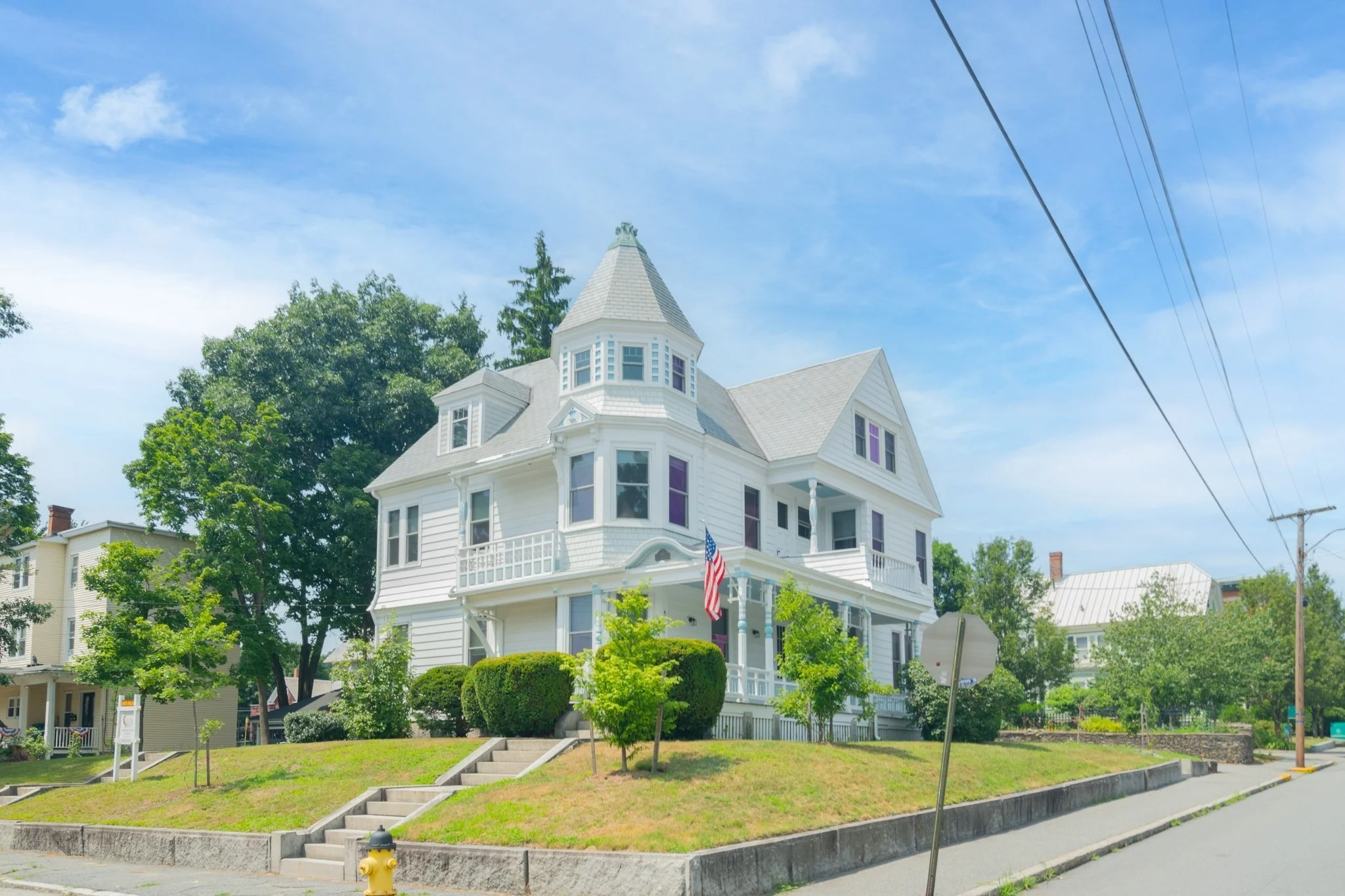 6 bed, 2 bath apartment for rent at 60 Congress St Unit 1, Fitchburg