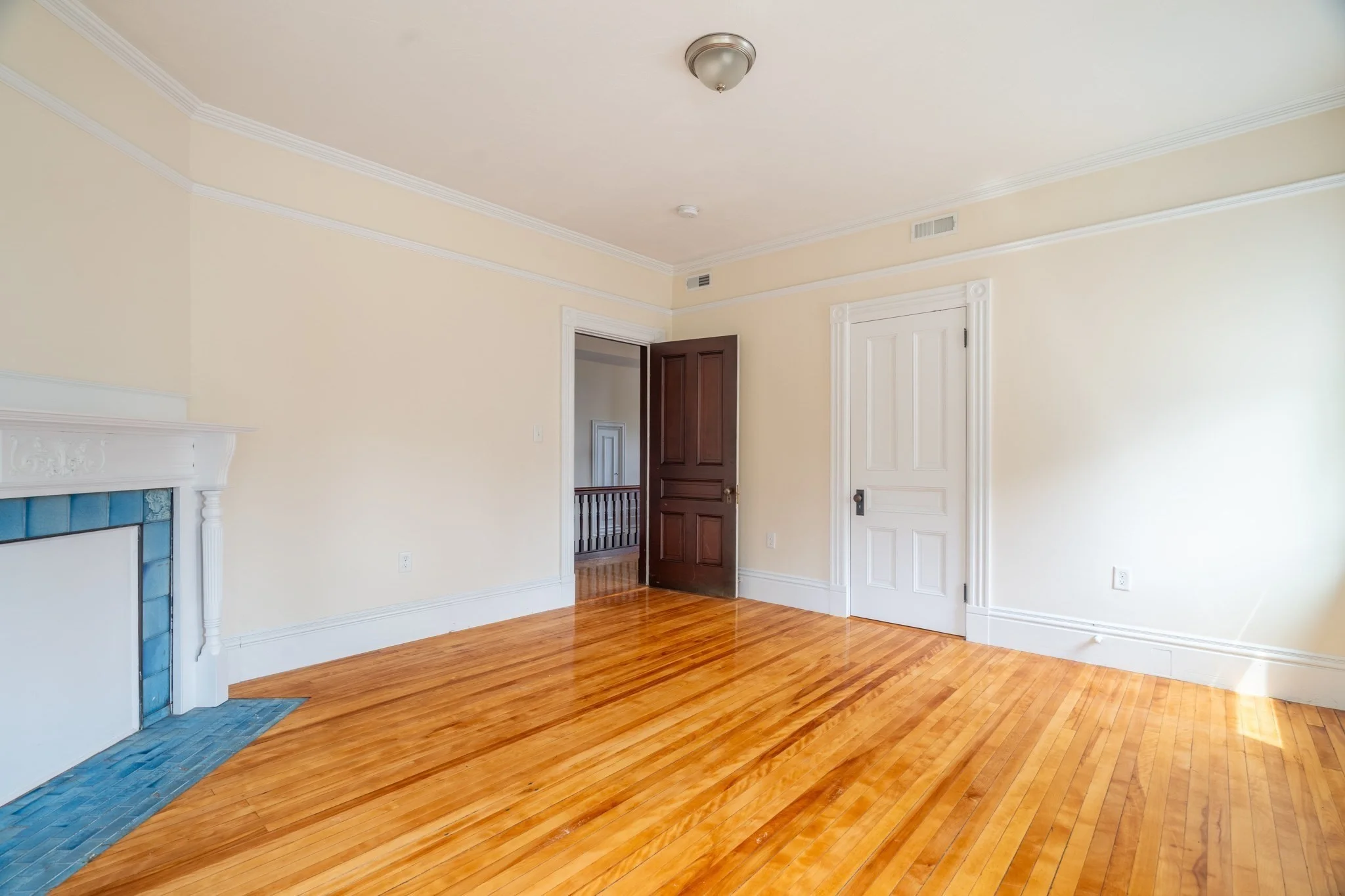 6 bed, 2 bath apartment for rent at 60 Congress St Unit 1, Fitchburg — photo 19 of 21
