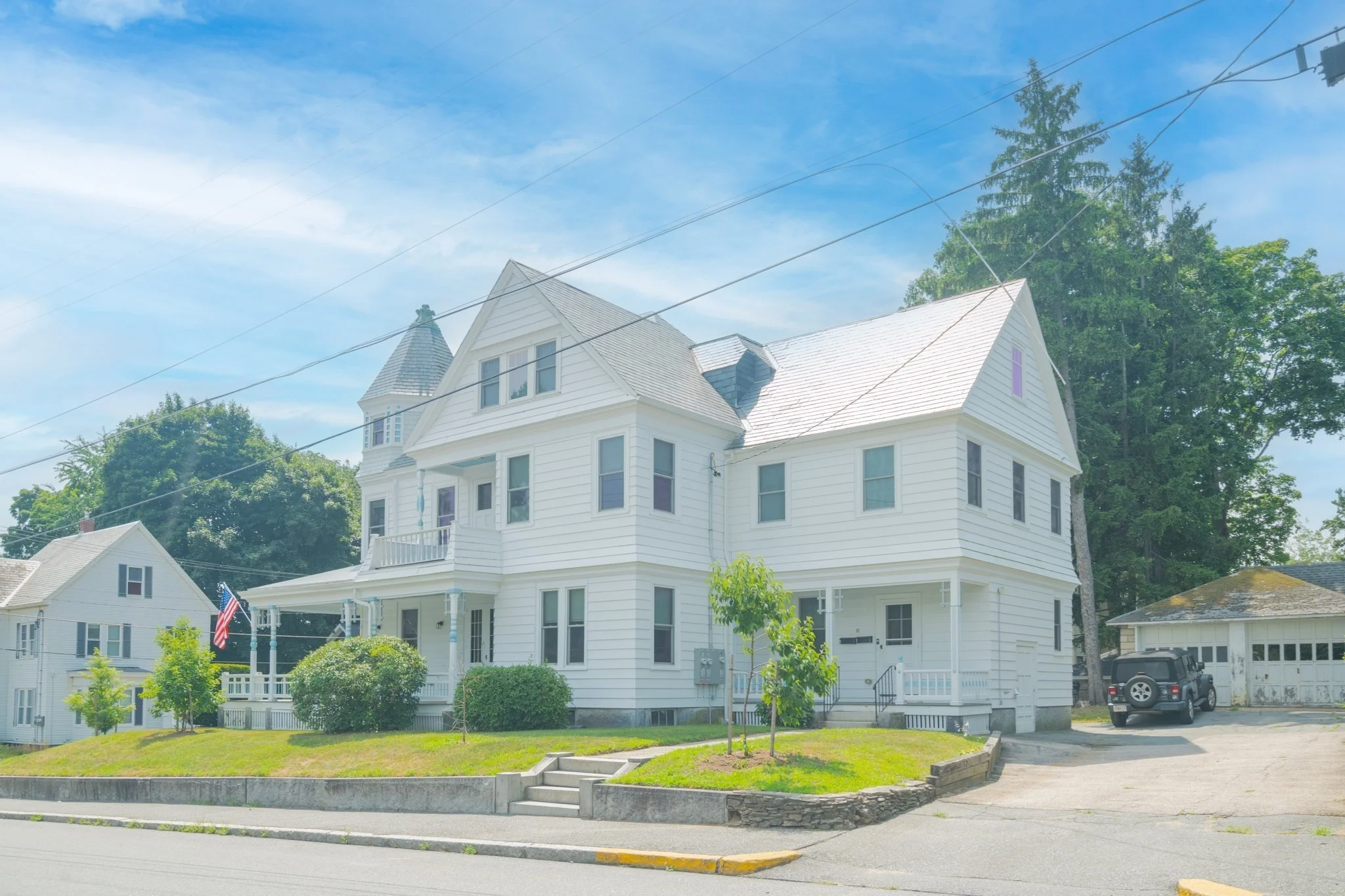 6 bed, 2 bath apartment for rent at 60 Congress St Unit 1, Fitchburg — photo 2 of 21