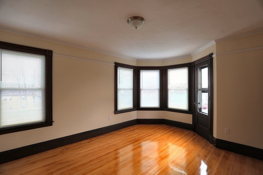 5 bed, 2 bath apartment for rent at 60 Congress St Unit 2, Fitchburg — photo 14 of 20
