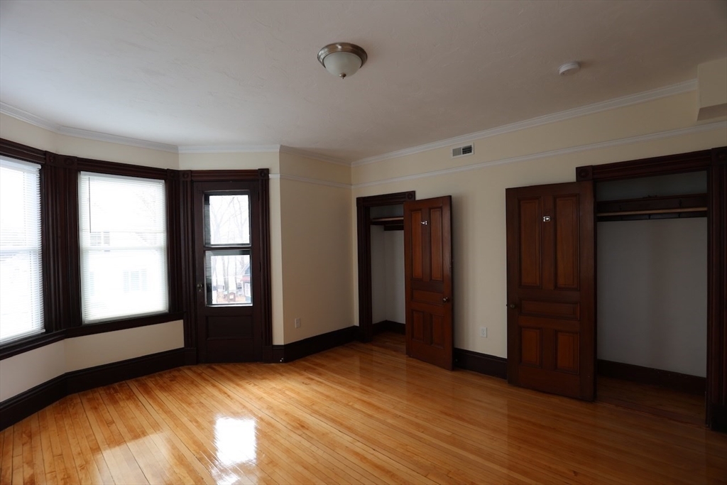 5 bed, 2 bath apartment for rent at 60 Congress St Unit 2, Fitchburg — photo 15 of 20