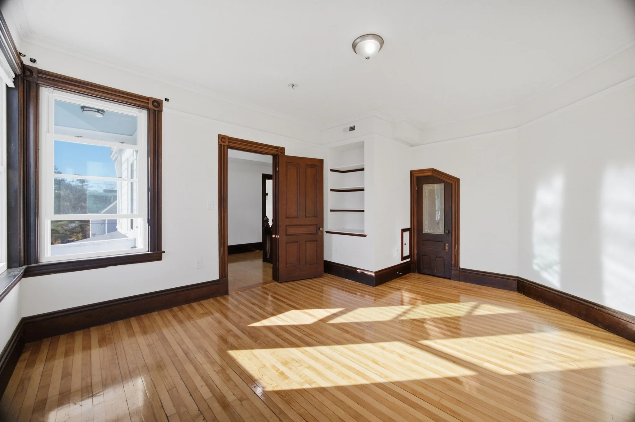 6 bed, 2 bath apartment for rent at 60 Congress Unit 1, Fitchburg — photo 14 of 38