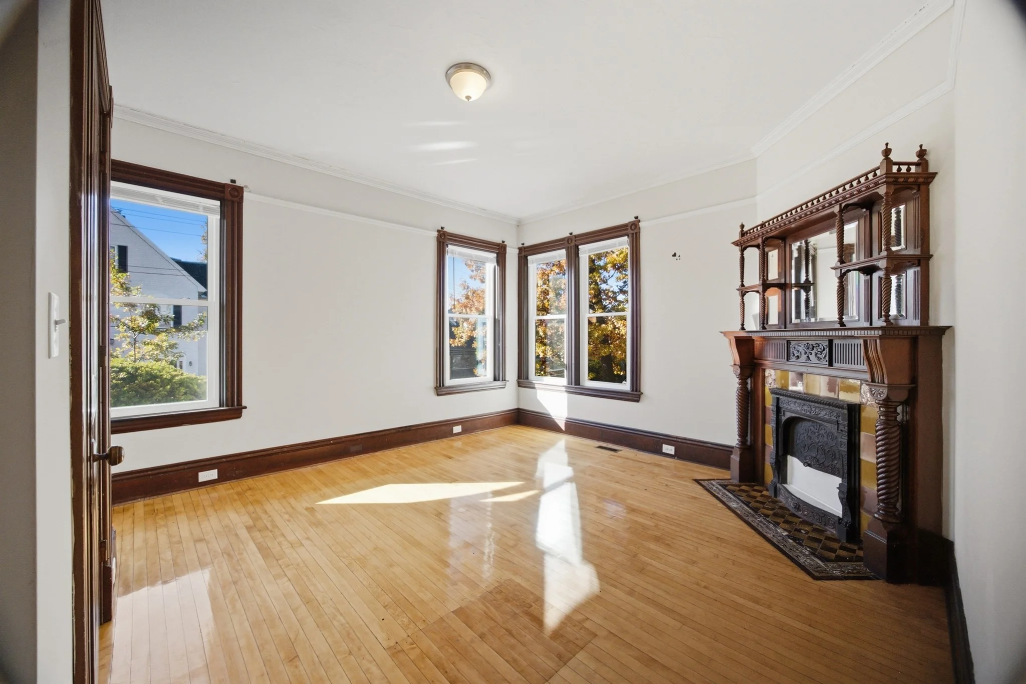 6 bed, 2 bath apartment for rent at 60 Congress Unit 1, Fitchburg — photo 30 of 38