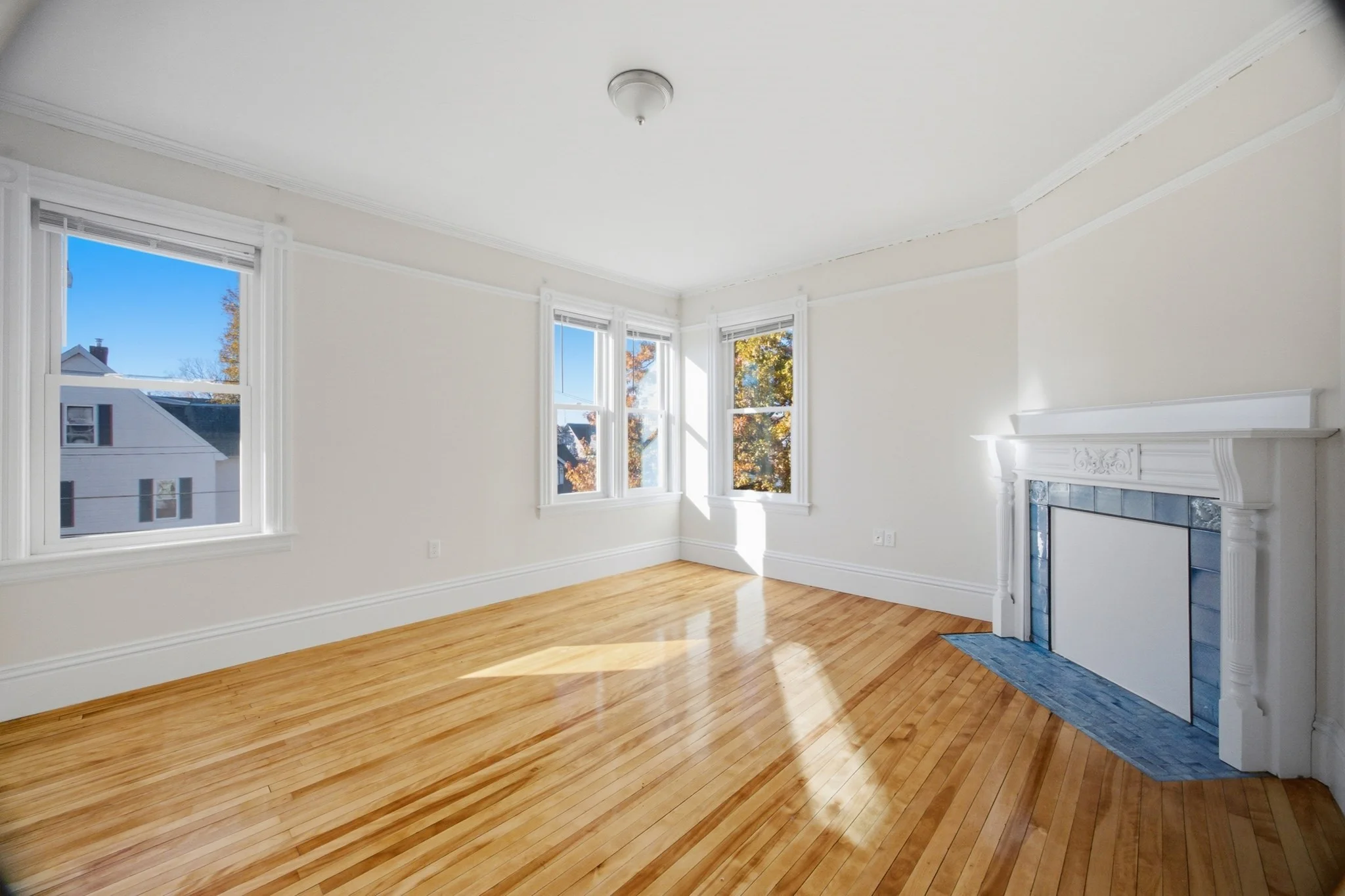 6 bed, 2 bath apartment for rent at 60 Congress Unit 1, Fitchburg — photo 10 of 38