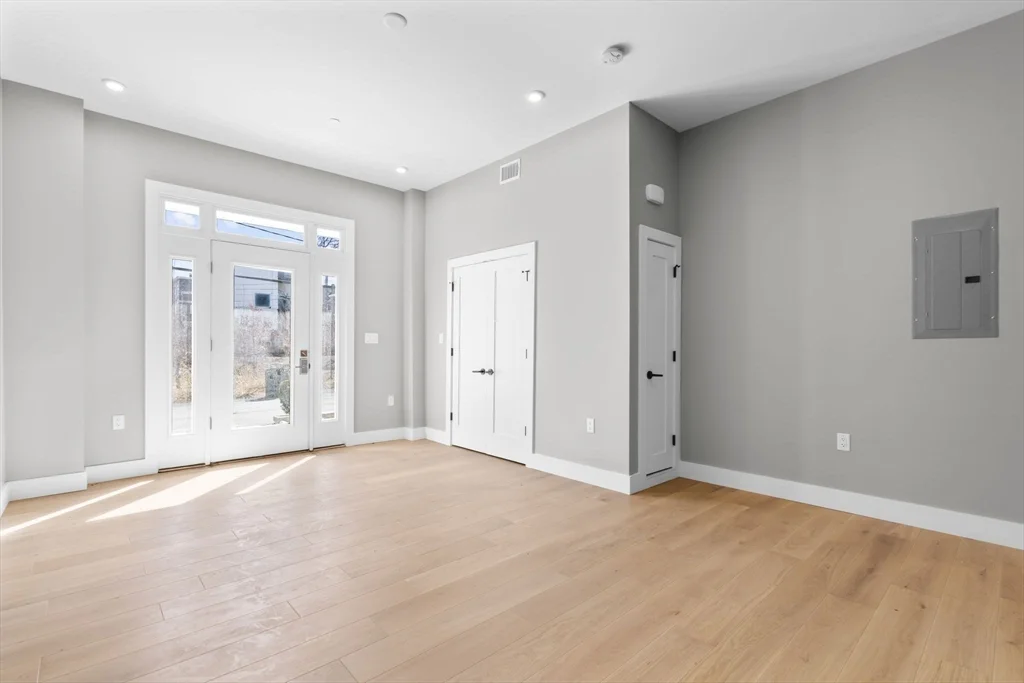 1 bed, 1 bath apartment for rent at 60 Cross St E Unit 105, East Somerville — photo 7 of 25