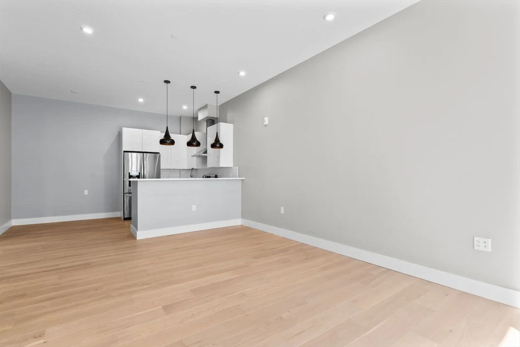 1 bed, 1 bath apartment for rent at 60 Cross St E Unit 105, East Somerville — photo 6 of 25