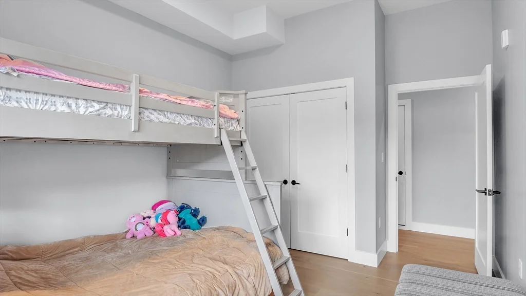 3 bed, 2 bath apartment for rent at 60 Cross St E Unit 318, East Somerville — photo 21 of 38