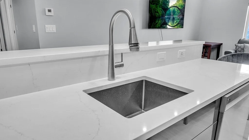 3 bed, 2 bath apartment for rent at 60 Cross St E Unit 318, East Somerville — photo 9 of 38