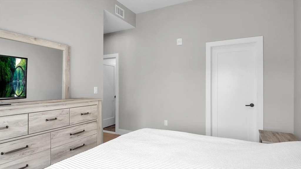 3 bed, 2 bath apartment for rent at 60 Cross St E Unit 318, East Somerville — photo 28 of 38