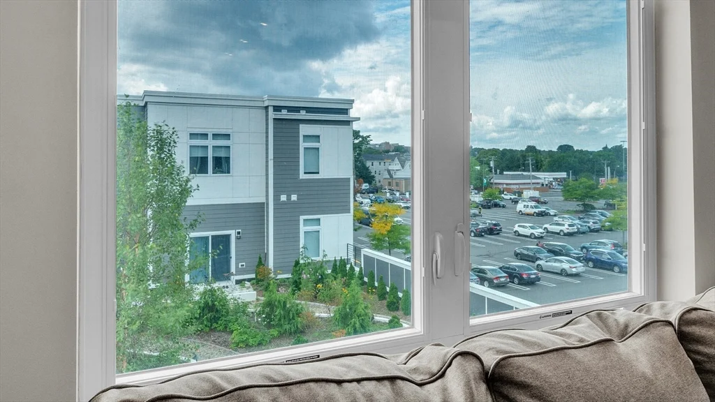 3 bed, 2 bath apartment for rent at 60 Cross St E Unit 318, East Somerville — photo 8 of 38