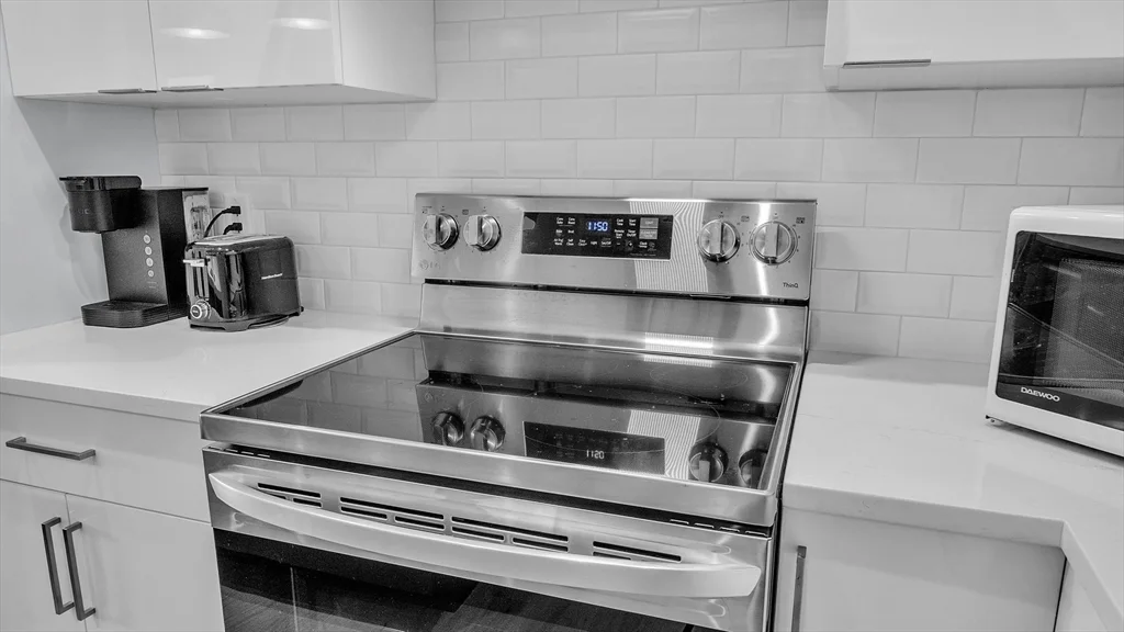3 bed, 2 bath apartment for rent at 60 Cross St E Unit 318, East Somerville — photo 10 of 38