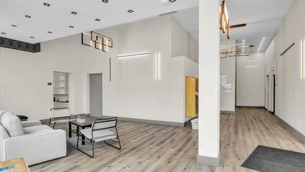 3 bed, 2 bath apartment for rent at 60 Cross St E Unit 318, East Somerville — photo 33 of 38