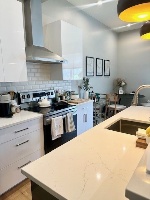 1 bed, 1 bath apartment for rent at 60 Cross St Unit 214, Assembly Square — photo 2 of 20
