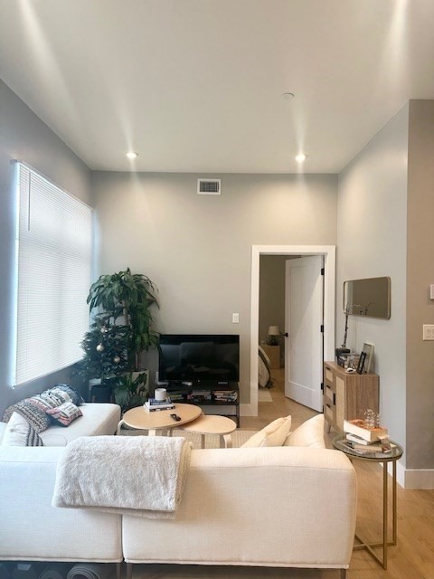 1 bed, 1 bath apartment for rent at 60 Cross St Unit 214, Assembly Square — photo 3 of 20