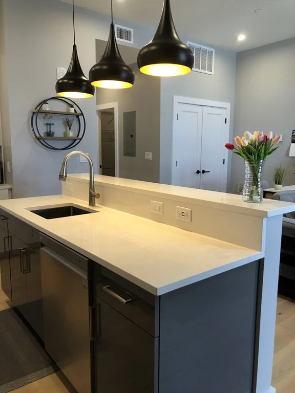 Studio bed, 1 bath apartment for rent at 60 Cross Street E Unit 327, Somerville — photo 3 of 17