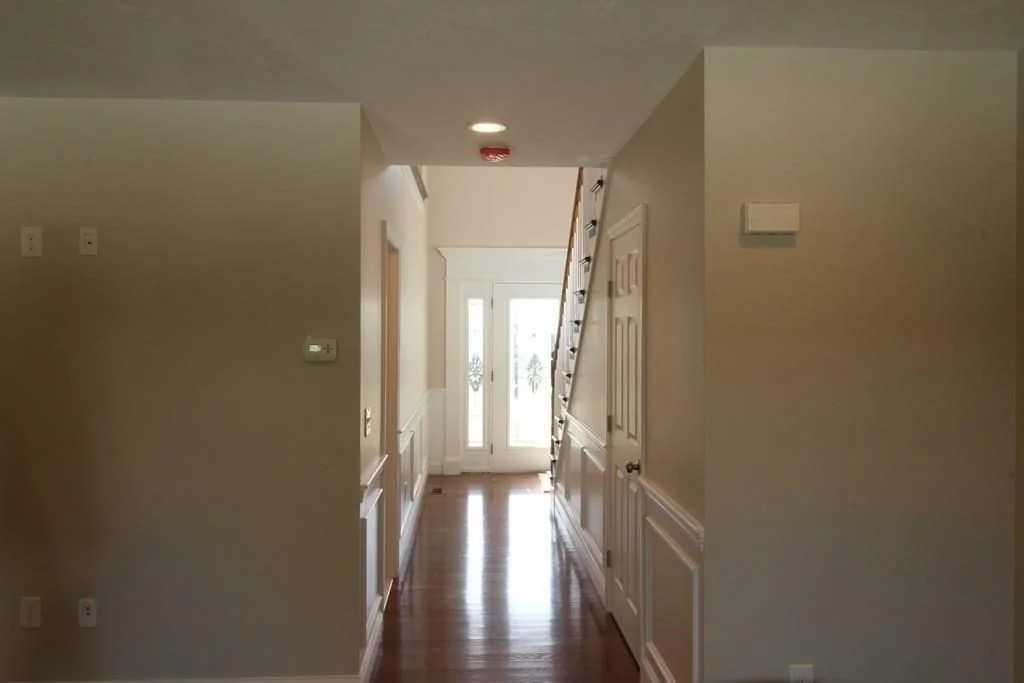 3 bed, 3 bath apartment for rent at 60 Elm St Unit 1, Shrewsbury — photo 2 of 20