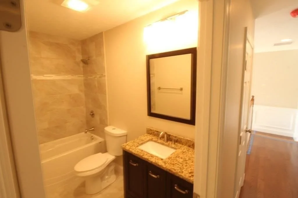 3 bed, 3 bath apartment for rent at 60 Elm St Unit 1, Shrewsbury — photo 15 of 20