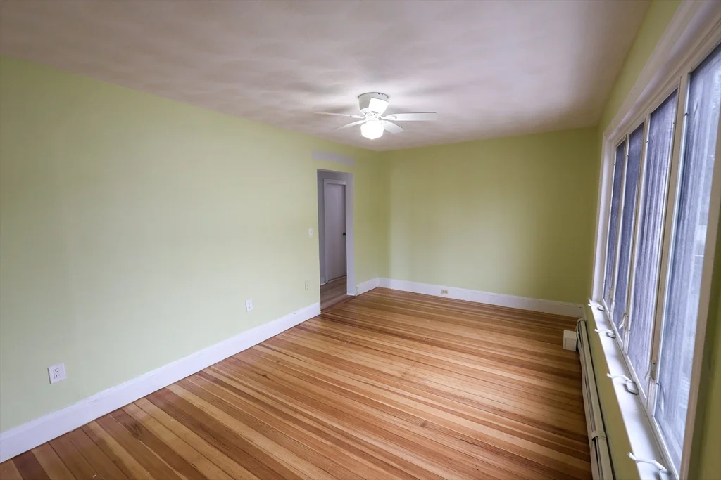 3 bed, 1 bath apartment for rent at 60 Essex St Unit 2, Revere — photo 6 of 21