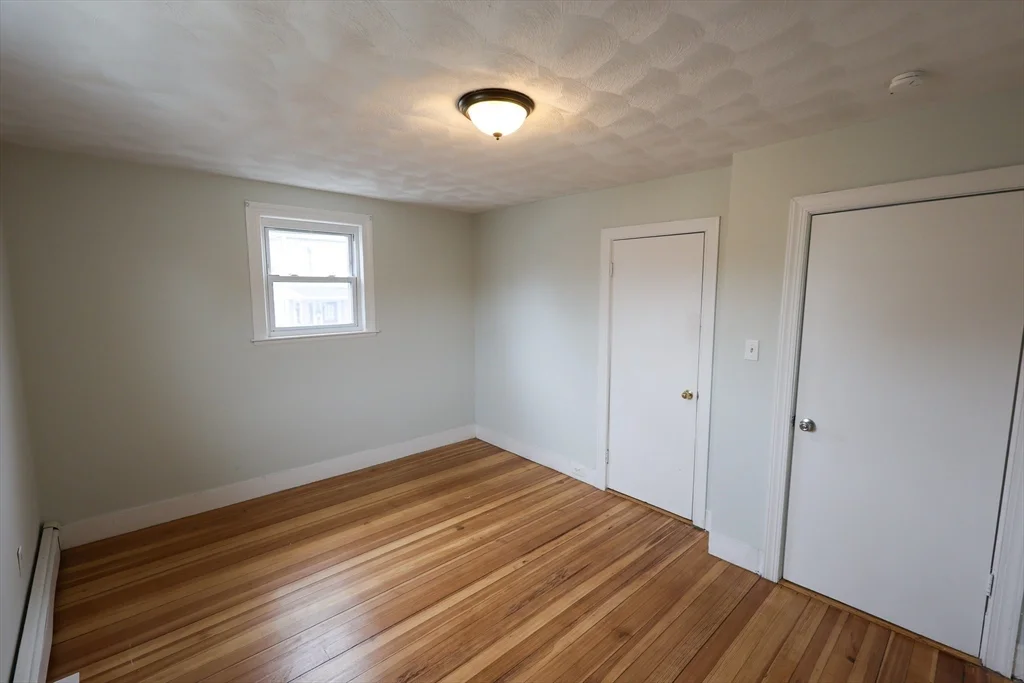 3 bed, 1 bath apartment for rent at 60 Essex St Unit 2, Revere — photo 9 of 21
