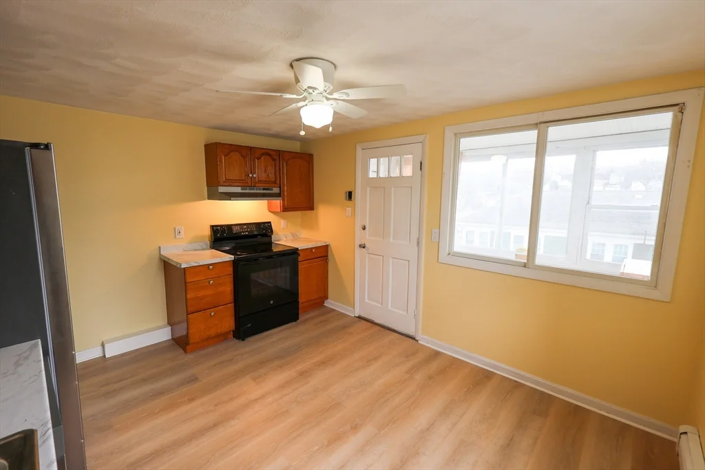 3 bed, 1 bath apartment for rent at 60 Essex St Unit 2, Revere — photo 3 of 21