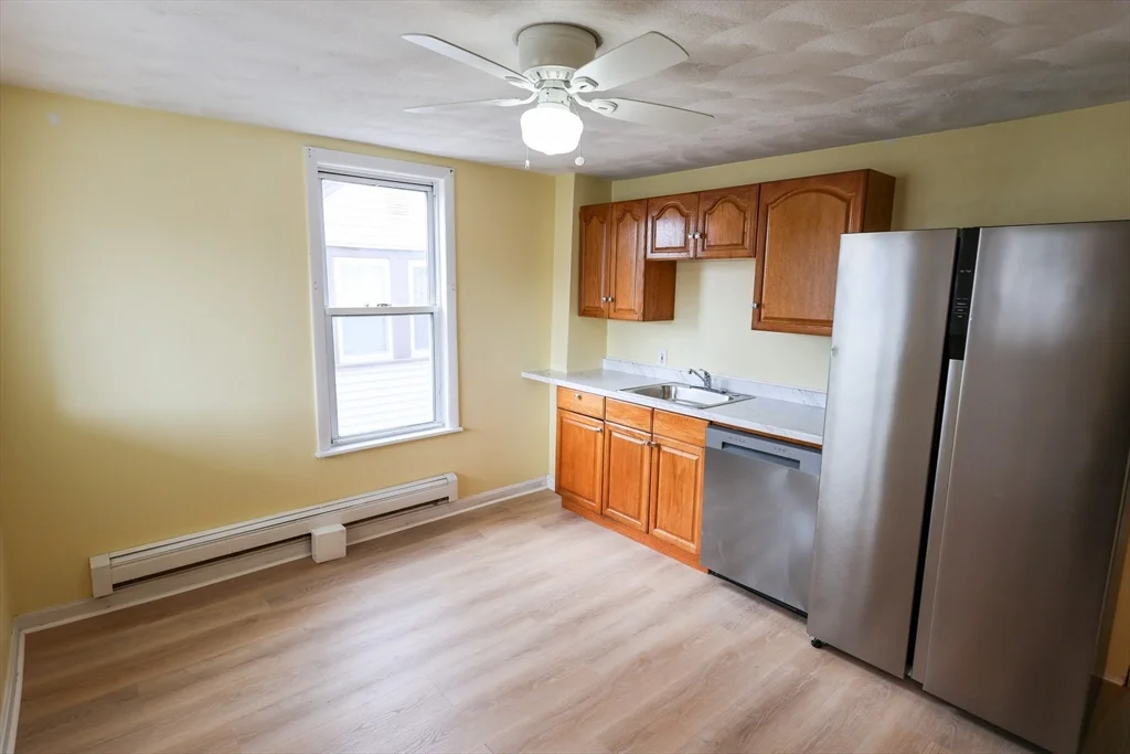 3 bed, 1 bath apartment for rent at 60 Essex St Unit 2, Revere — photo 2 of 21