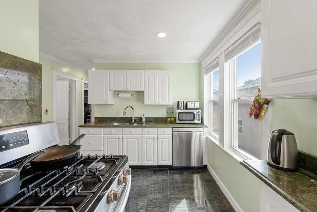 2 bed, 1 bath apartment for rent at 60 Estes St Unit 2, Glendale — photo 13 of 26