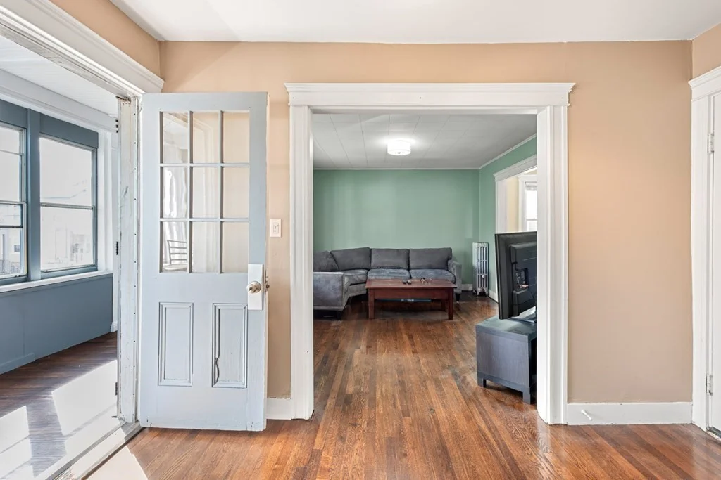 2 bed, 1 bath apartment for rent at 60 Estes St Unit 2, Glendale — photo 18 of 26