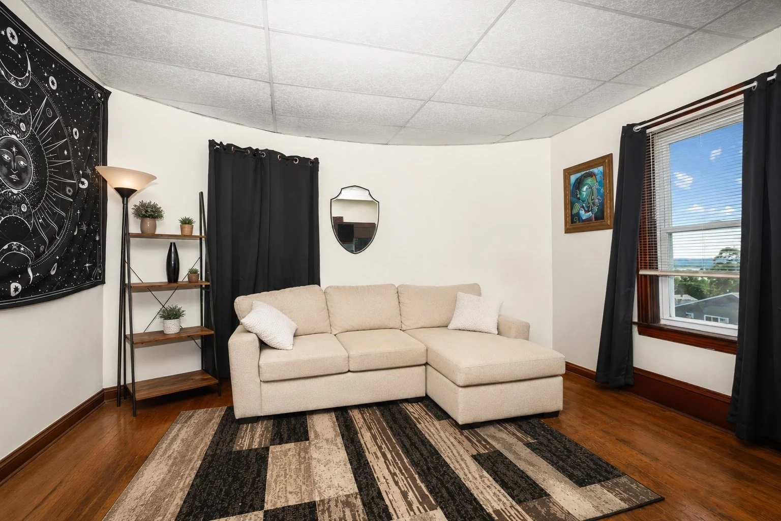 3 bed, 1 bath apartment for rent at 60 Esther St Unit 2, Worcester — photo 10 of 19