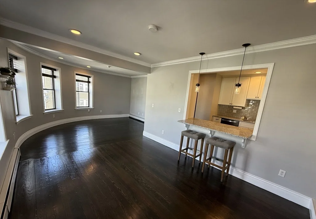 3 bed, 1 bath apartment for rent at 60 Florida St Unit 2, Dorchester — photo 3 of 21