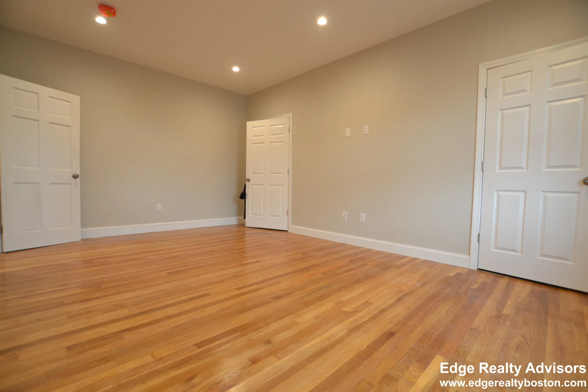 3 bed, 2 bath apartment for rent at 60 Foster St Unit 2, Brighton — photo 6 of 12