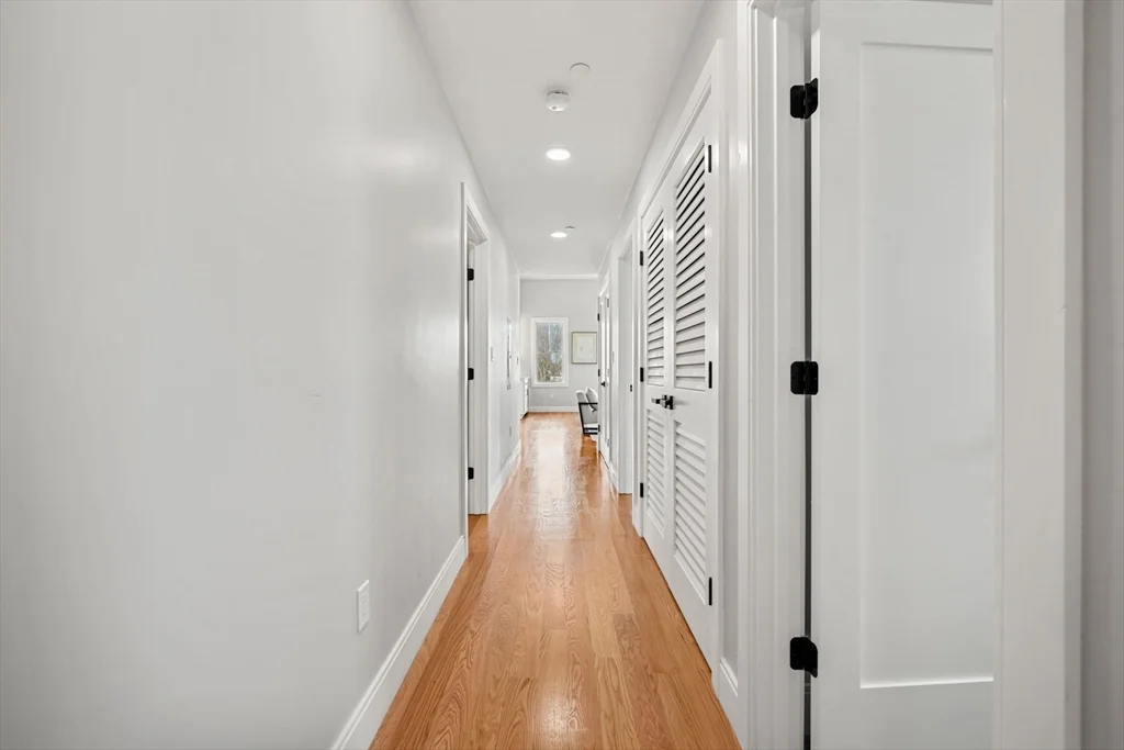 3 bed, 2 bath apartment for rent at 60 Fuller St Unit 5, Dorchester — photo 24 of 32