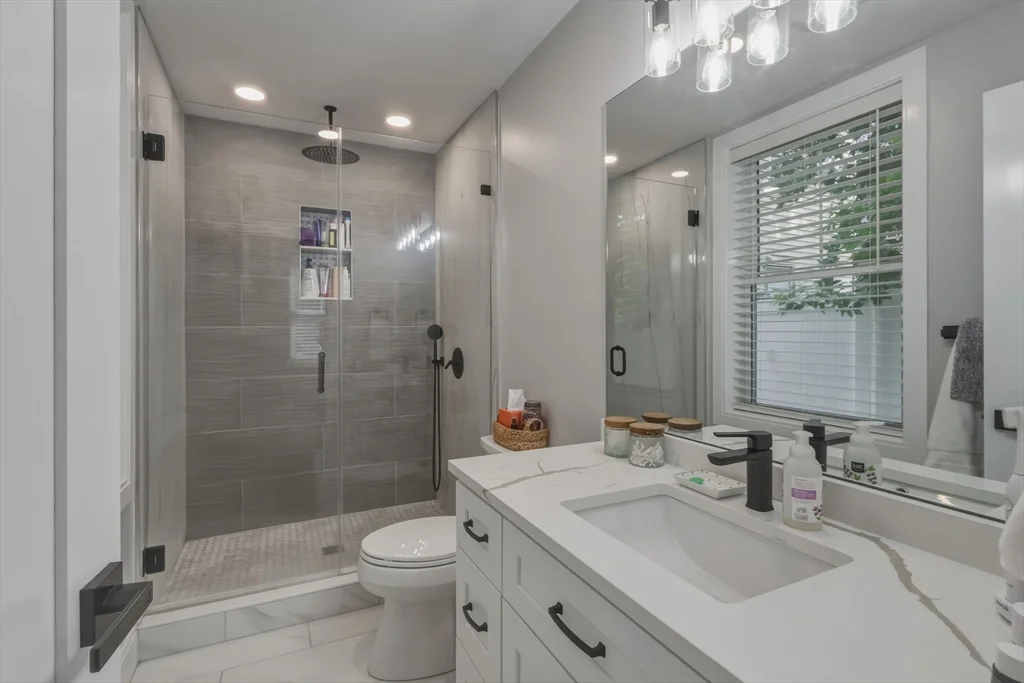 3 bed, 2 bath apartment for rent at 60 Fuller Unit 2, Dorchester — photo 18 of 22