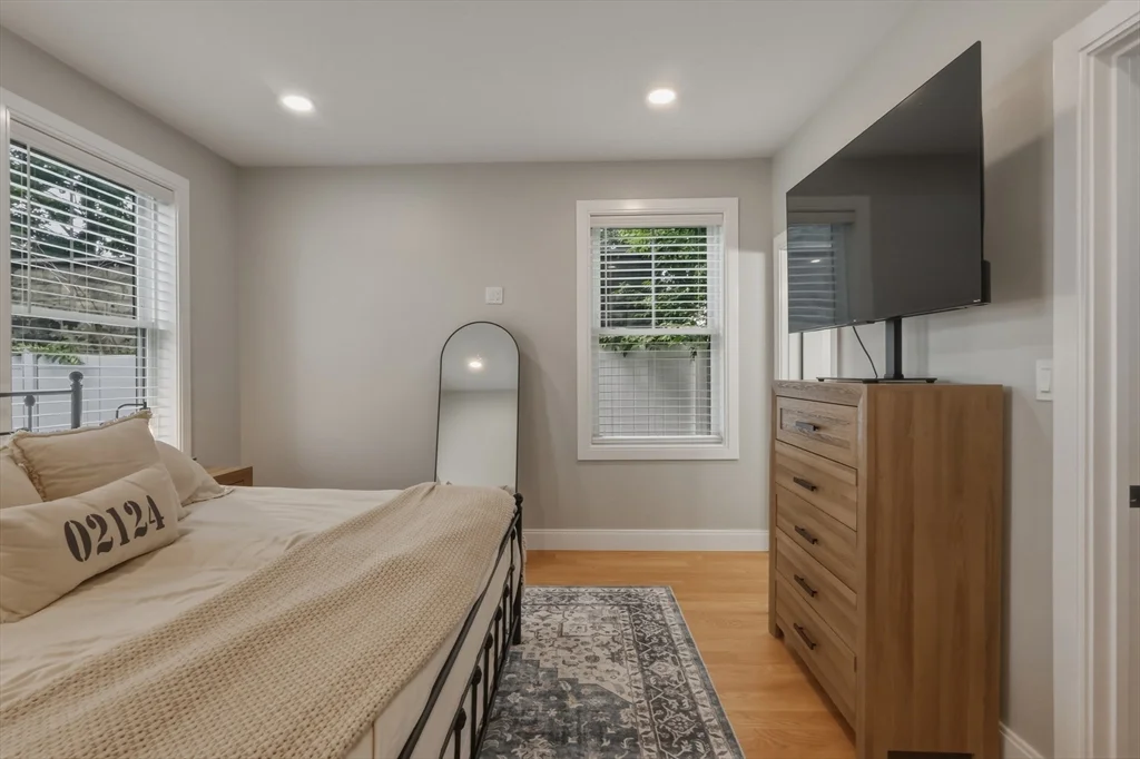 3 bed, 2 bath apartment for rent at 60 Fuller Unit 2, Dorchester — photo 16 of 22